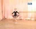Танцуют юные дарования!